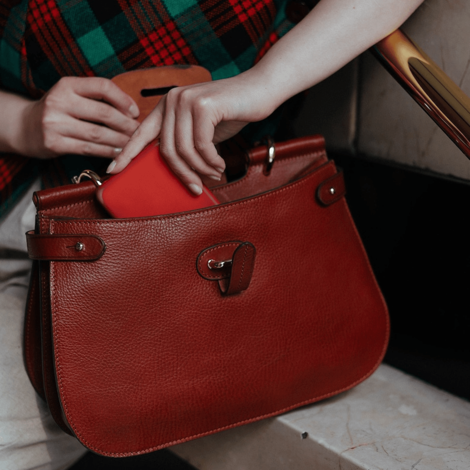 Elegant leather bag - Leather Shop Factory