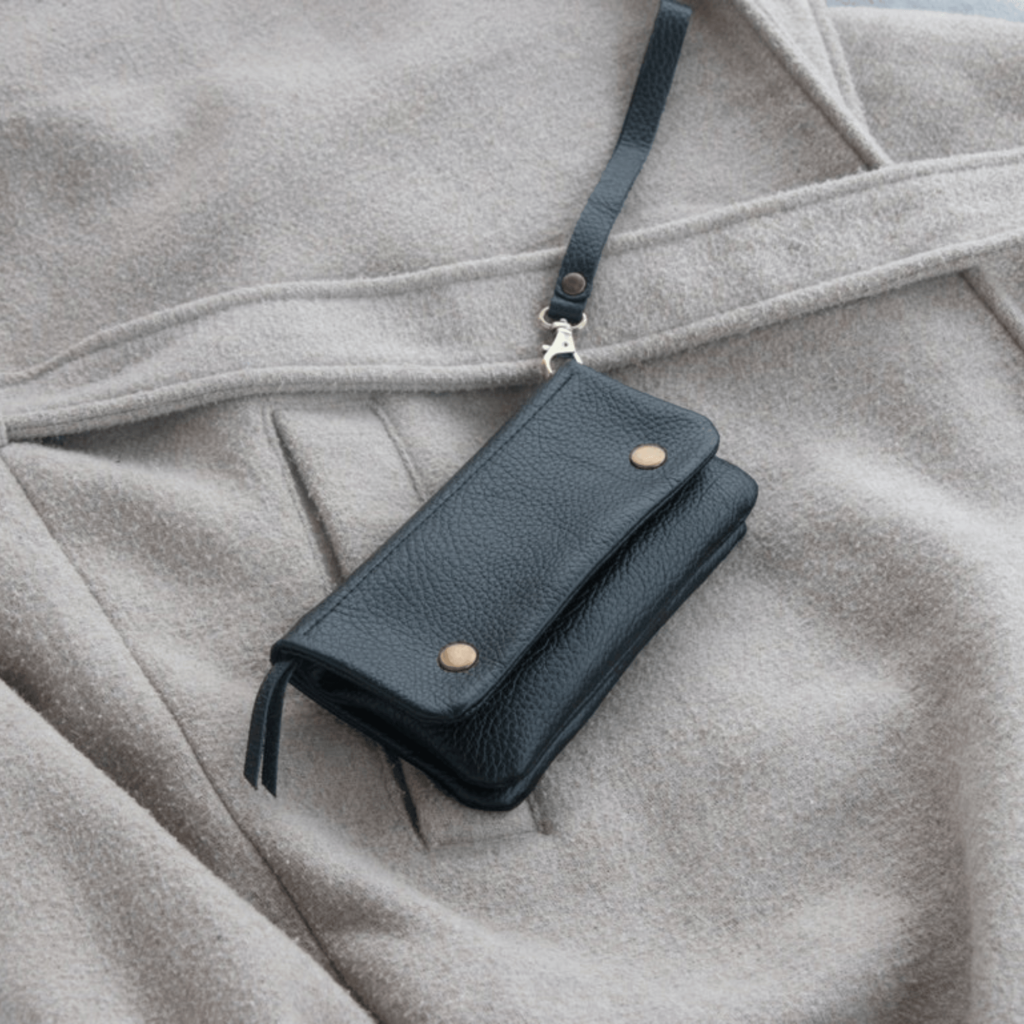 India-Made Personalized Long Wristlet Wallet - Leather Shop Factory