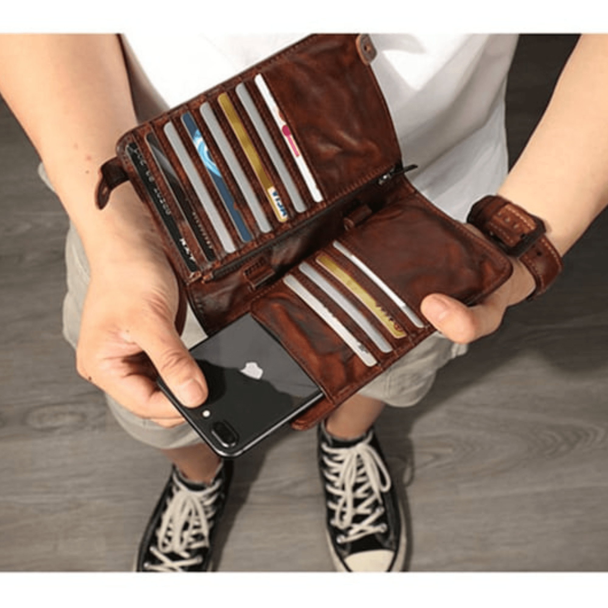 Handcrafted leather phone card wallet