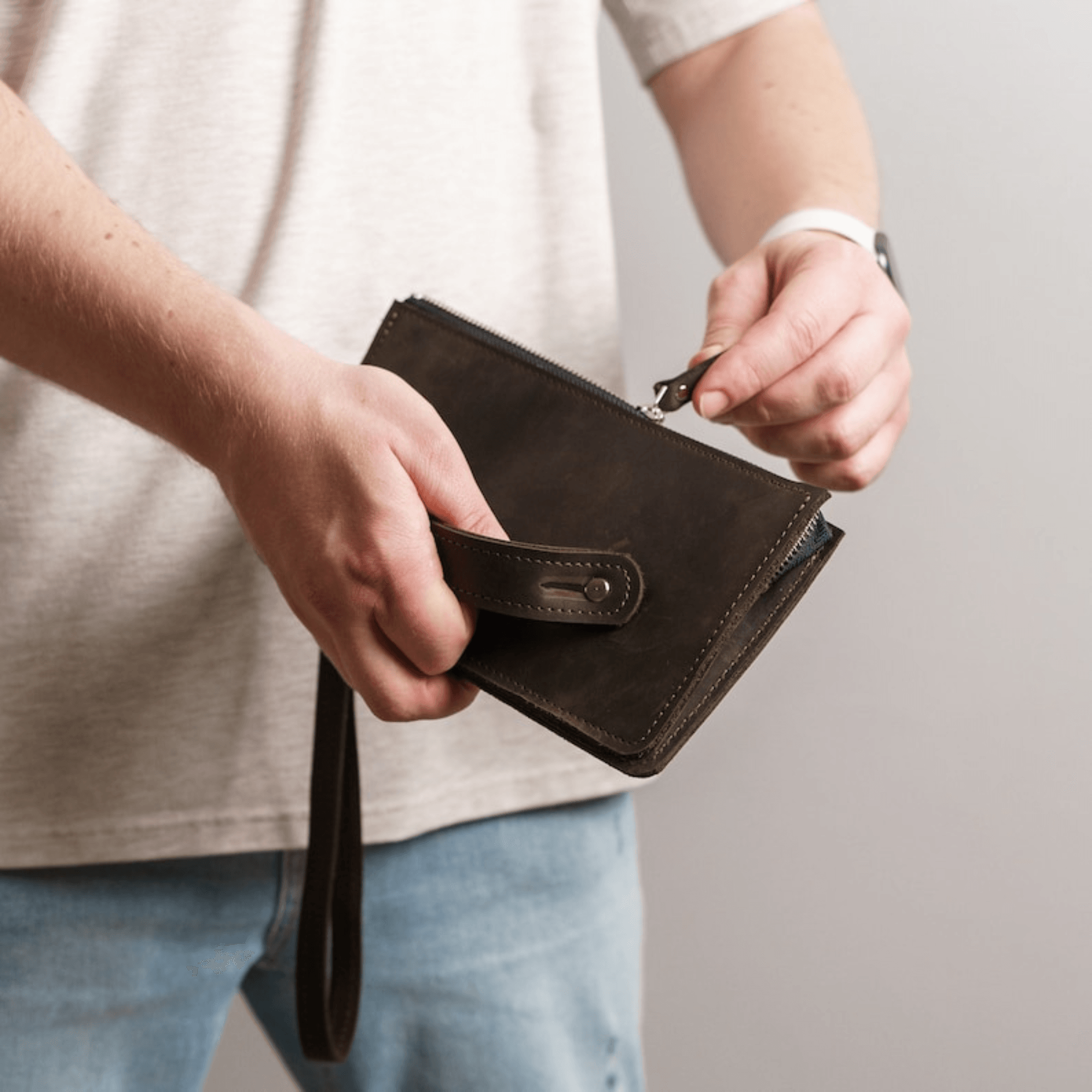 Leather wristlet walletmen clutch