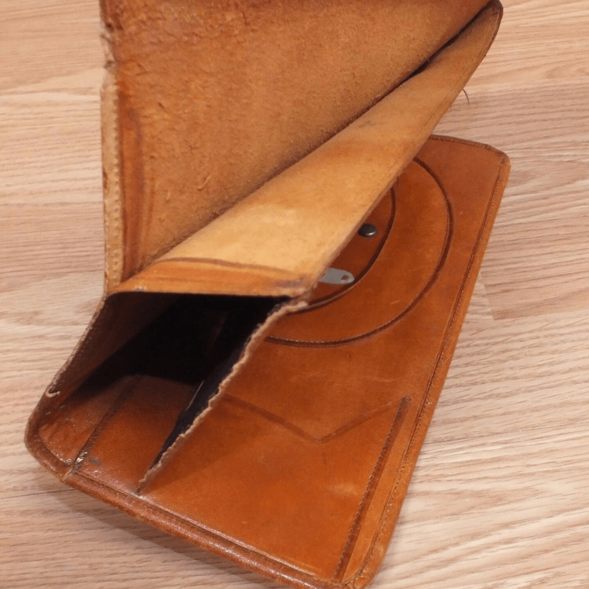 Elegant Indian Leather Tote - Leather Shop Factory