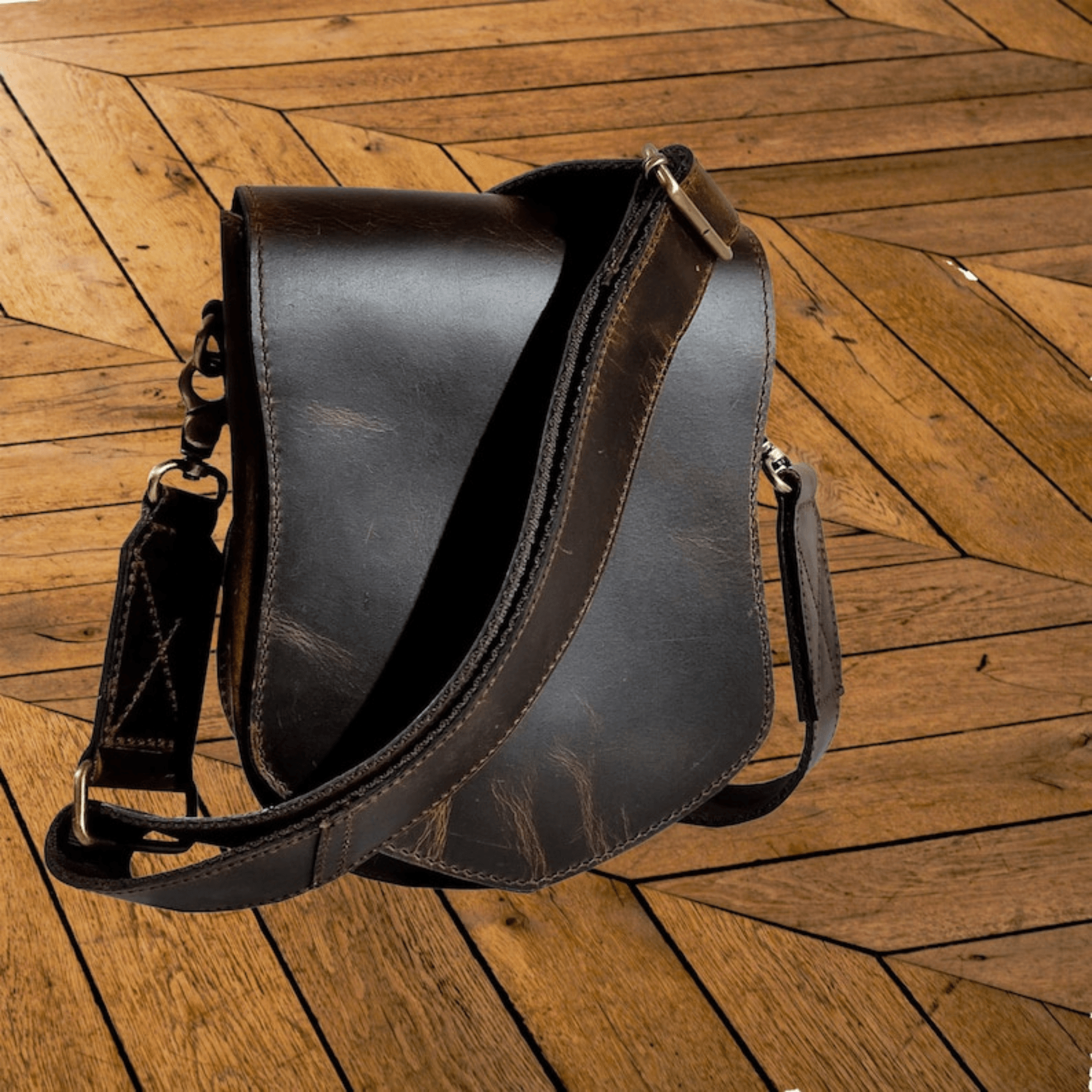 Handmade personalized leather crossbody - Leather Shop Factory