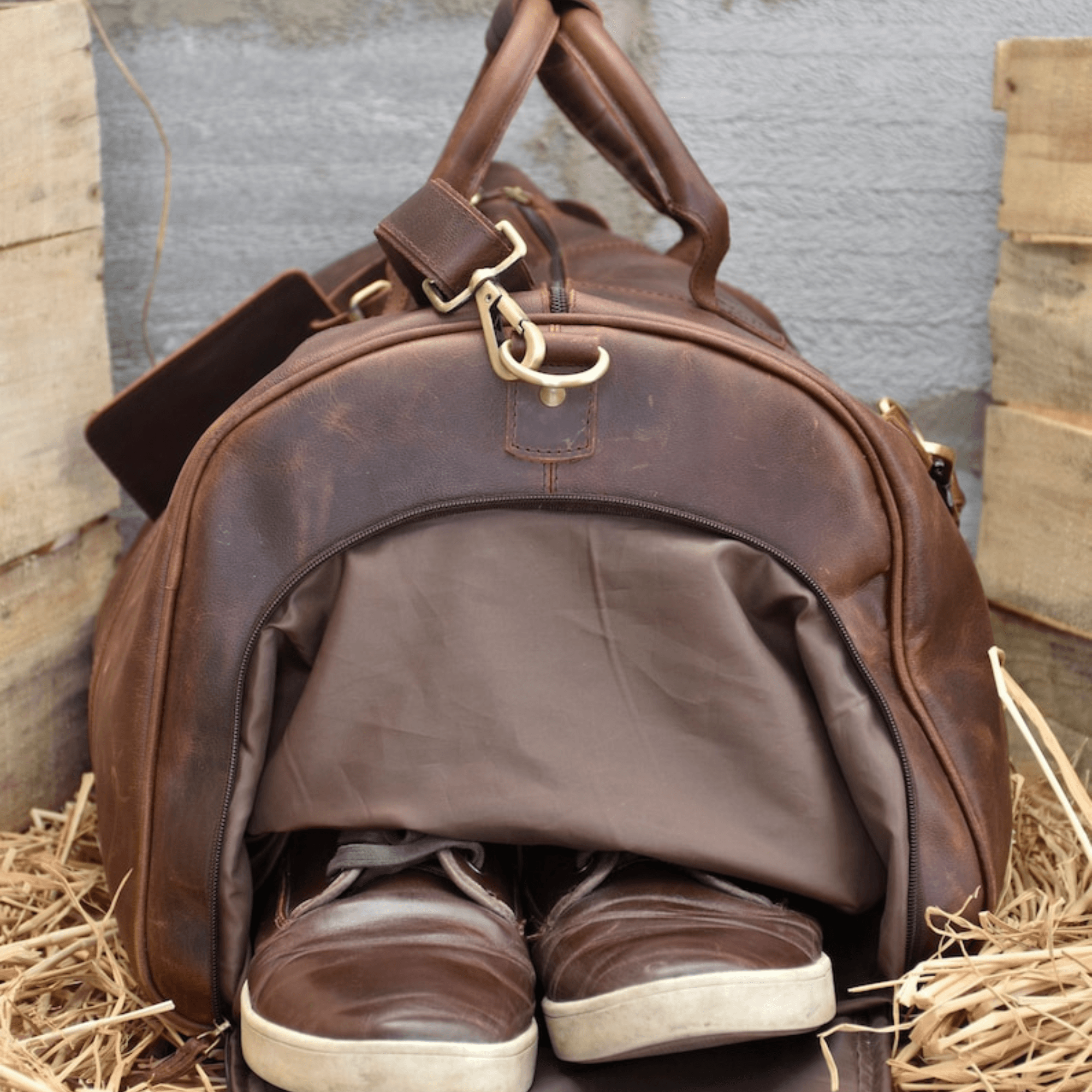 Elysian Voyager: The Ultimate Weekender Bag - Leather Shop Factory