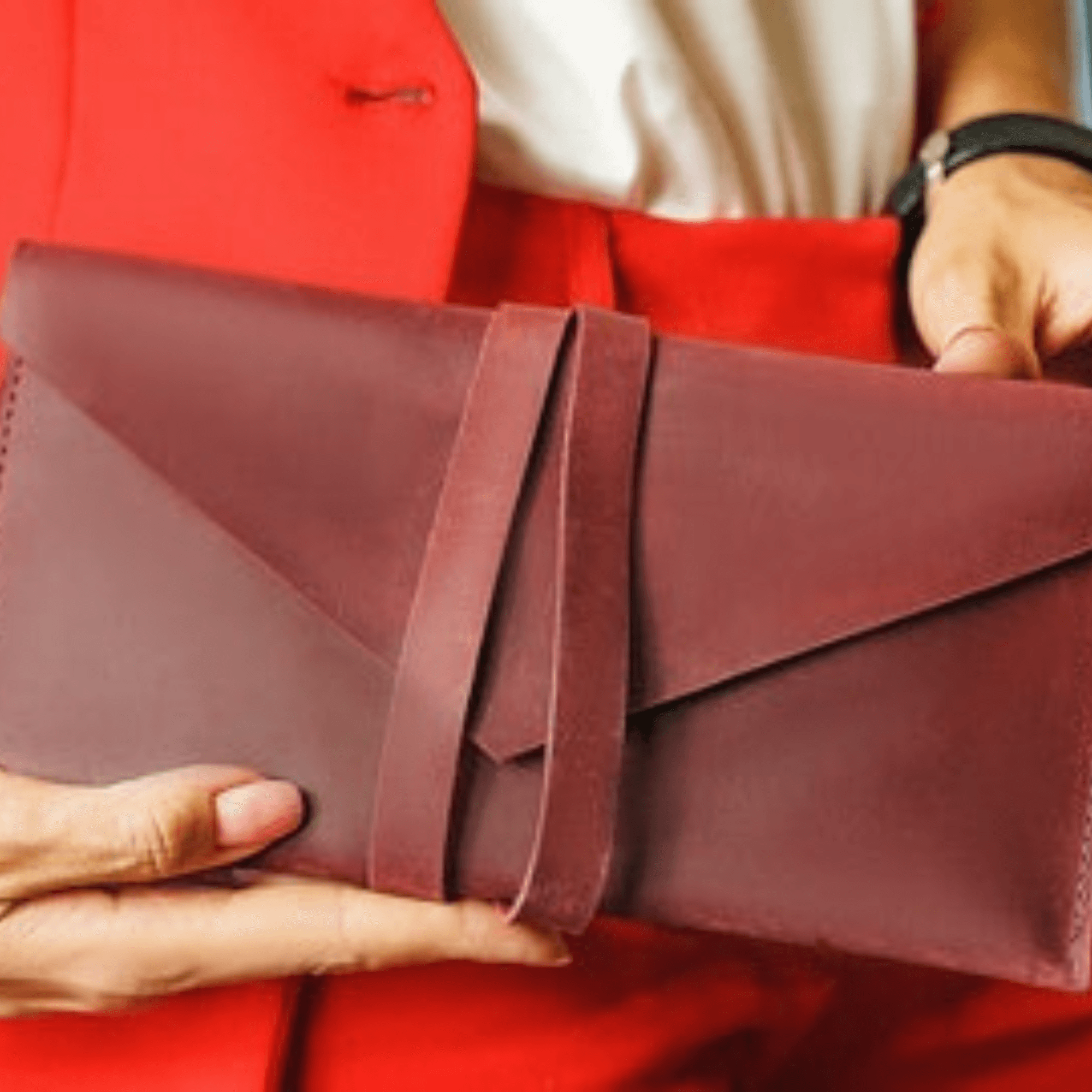 Elysian Elegance: Women's Compact Clutch Wallet - Leather Shop Factory