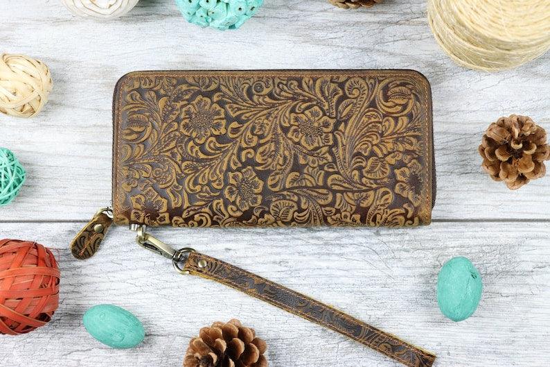 Floral Elegance Distressed Wallet - Leather Shop Factory