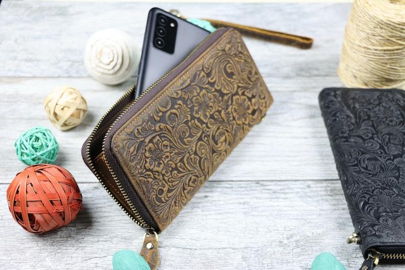 Floral Elegance Distressed Wallet - Leather Shop Factory
