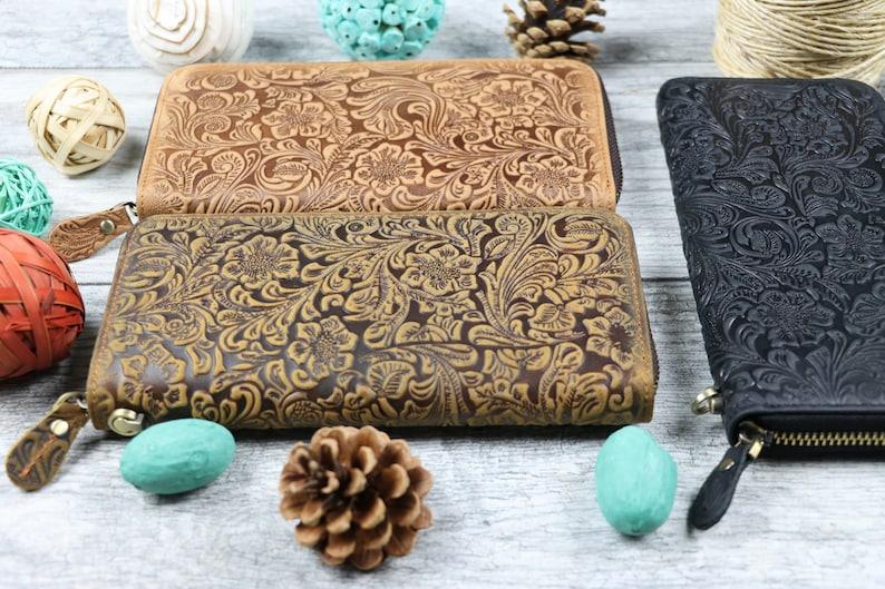 Floral Elegance Distressed Wallet - Leather Shop Factory