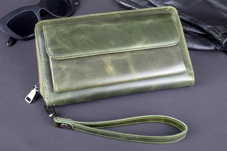 Leather Shop Factory's Ethereal Elegance Wristlet Wallet - Leather Shop Factory