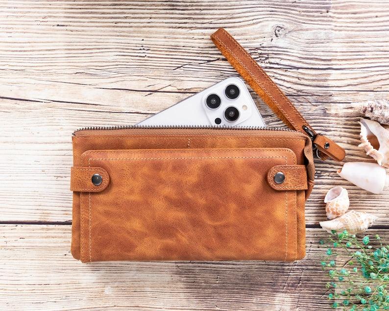 Elegant Leather Wristlet Wallet - Leather Shop Factory
