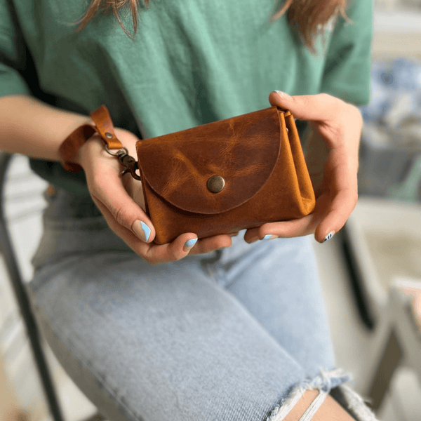 Leather Wallet for Women - A Blend of Elegance and Functionality - Leather Shop Factory