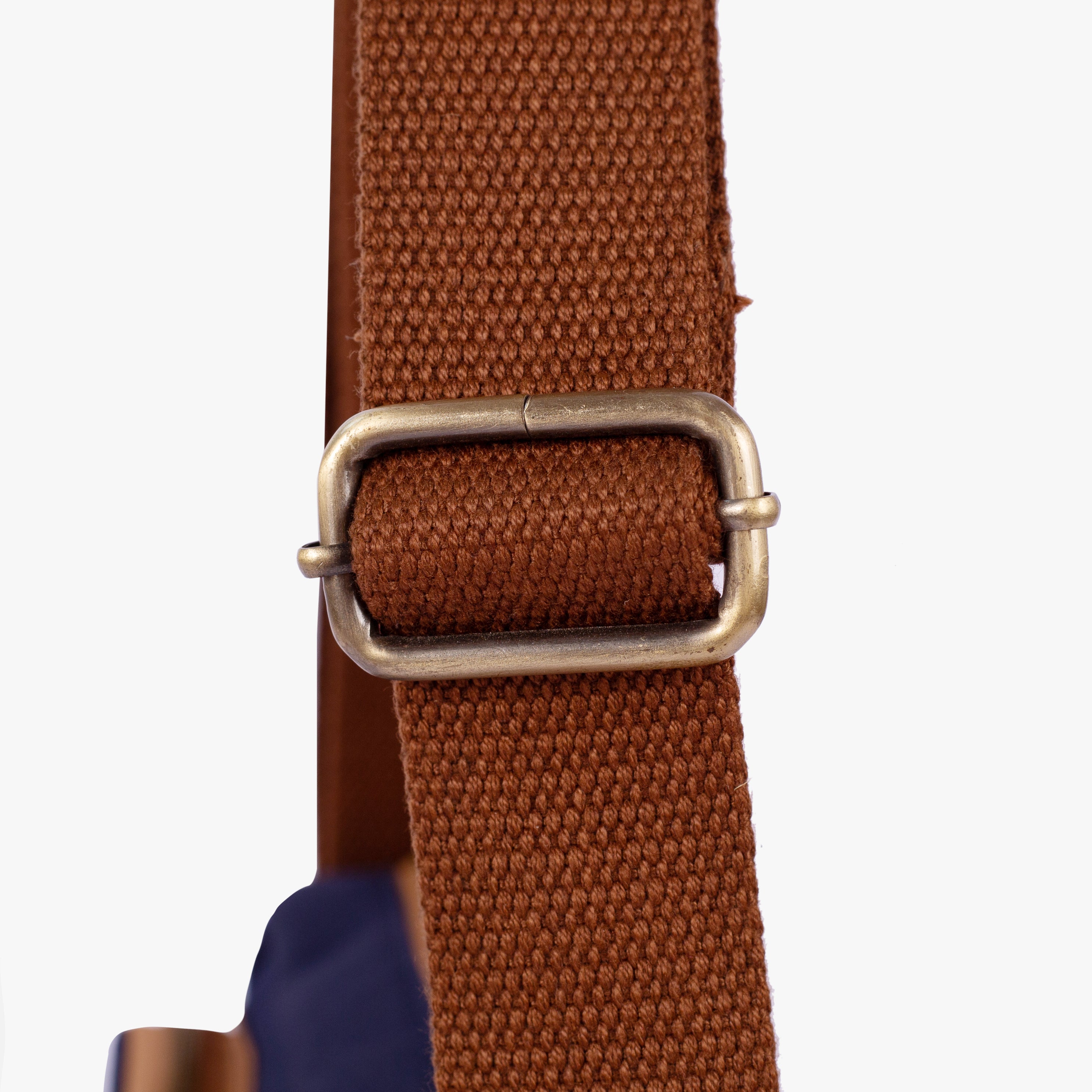 FLINT SLING BAG — NAVY