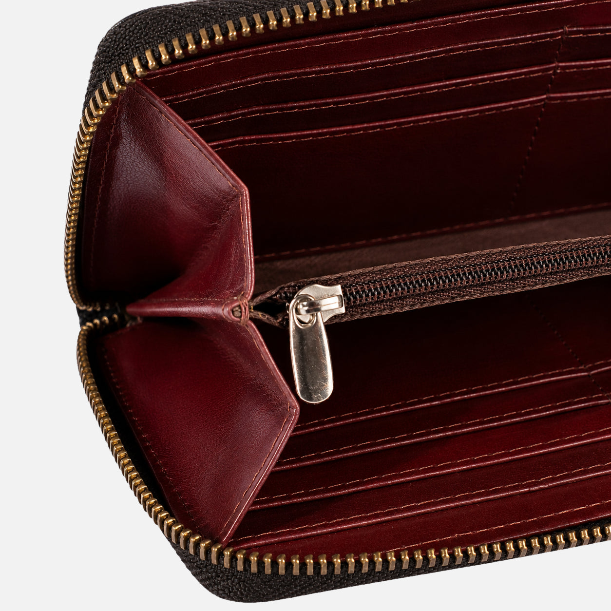 VALE CLUTCH — JET BLACK